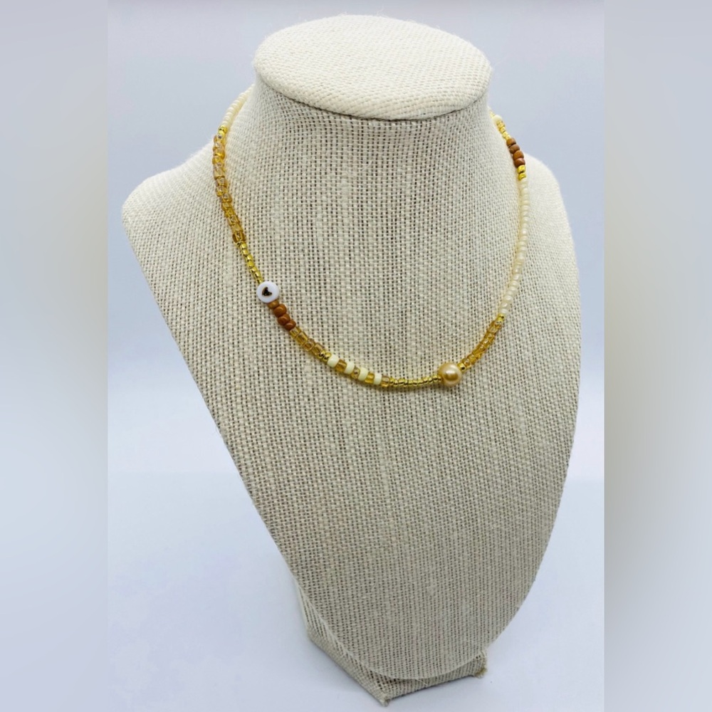Cream Tan Gold Beaded Necklace Heart Pearl Charms Boho Y2K Fall Festival Preppy - Picture 7 of 7